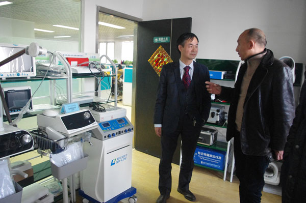 ����С��